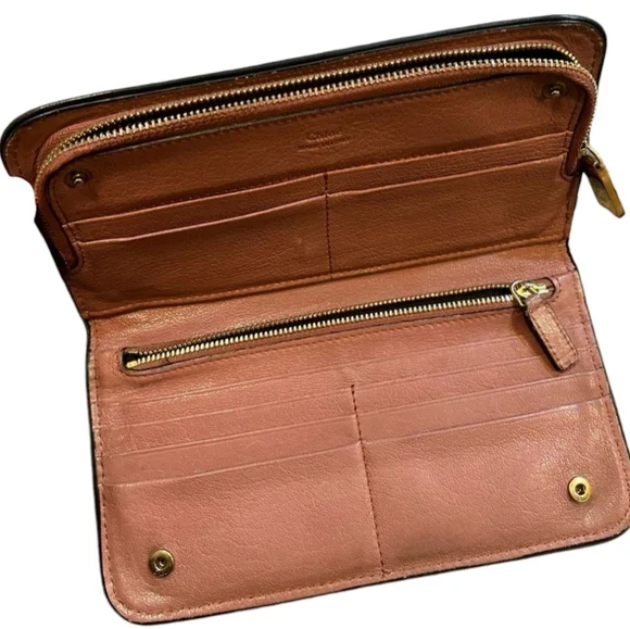 EUC Chloé Alice Pink Leather Snap Long Wallet